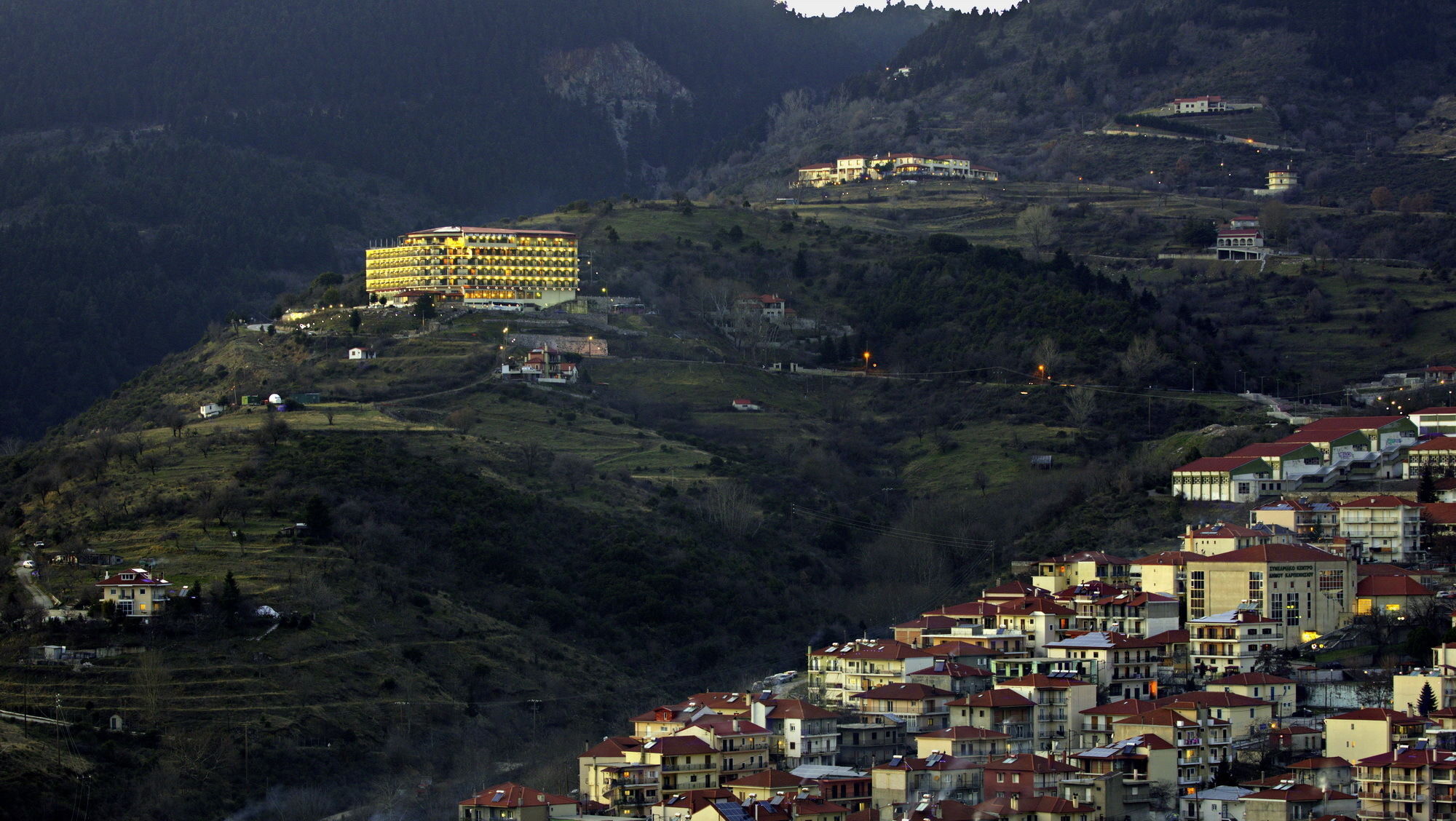 Hotel Lecadin Karpenisi Exterior photo